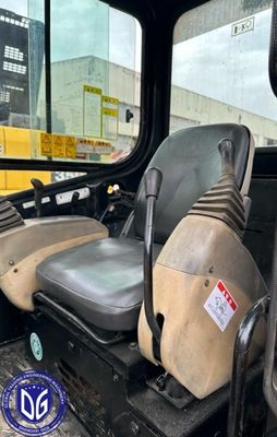 Dependable Older 303.5 3,5 Ton Digunakan Caterpillar Excavator Dengan Desain Karat
