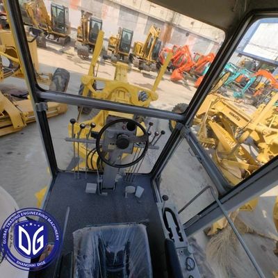 Komatsu GD511A yang terjangkau untuk Mesin Model S6D96L dan 10800kg Berat Mesin
