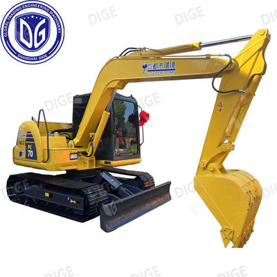 Mesin berat yang tahan lama,excavator PC70 yang digunakan dengan sistem hidrolik canggih