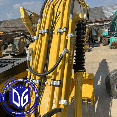 USED PC200-7 excavator yang terawat dengan baik dengan kemampuan penanganan material yang efisien