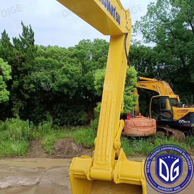 Kinerja yang dapat diandalkan USED PC220-7 excavator dengan pegangan dan traksi yang ditingkatkan