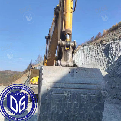 Operasi efisiensi tinggi USED PC700 excavator dengan sistem hidraulik canggih