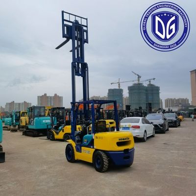 3t FD30 bekas Komatsu Forklift kuat digunakan Forklift hidrolik