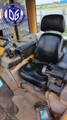 D5N Digunakan Caterpillar Dozer Buldoser Hydraulic Dengan Kekuatan Luar Biasa