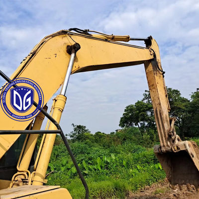 Bebaskan Potensi Proyek Konstruksi Anda Dengan Komatsu Excavator PC200