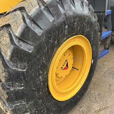 2.7m3 Standar Bucket Kapasitas Digunakan SDLG Wheeled Loader Powered by Advanced EFI Engine Style