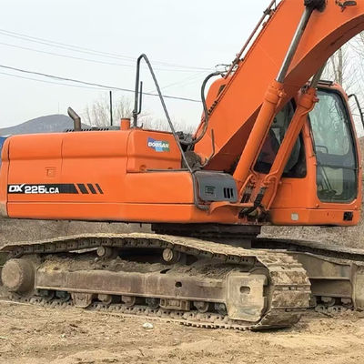 1.2 m3 Kapasitas ember Doosan DX225 Excavator sempurna untuk proyek konstruksi Anda