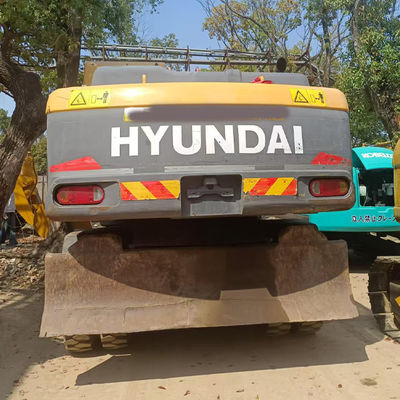 1.34m3 Kapasitas Roda Excavator Hyundai Pilihan terbaik untuk proyek Anda