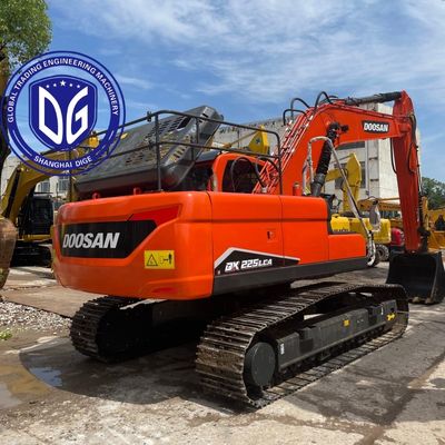 Digunakan Doosan DX225 Excavator Dapat diandalkan Murah Peralatan Berat